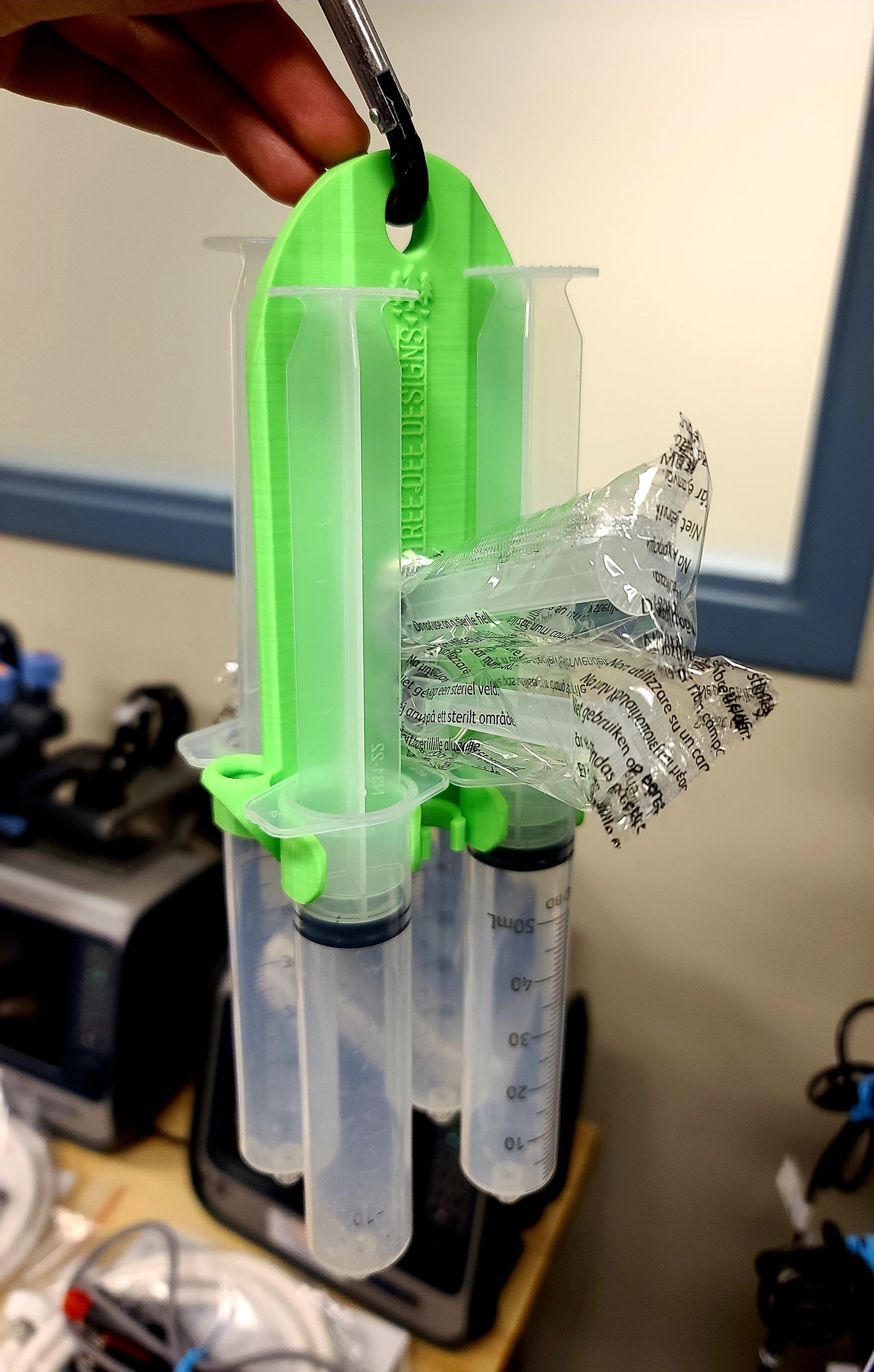 The Syringe Fin