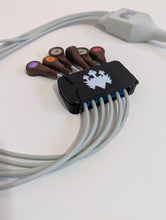 Load image into Gallery viewer, ECG Lead Liberator (4 &amp; 12 lead/order)
